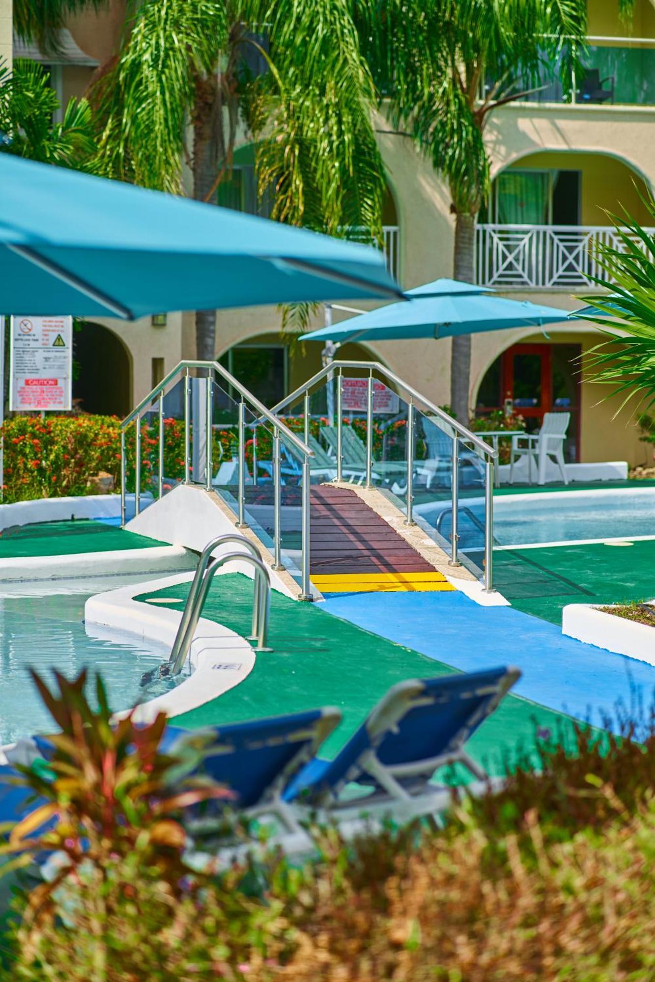 Sunbay Hotel Christ Church Exterior foto